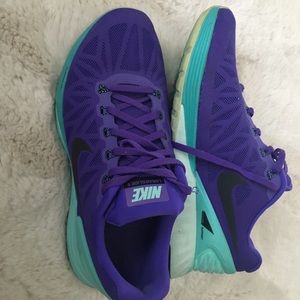 Nike women’s Athletic shoes